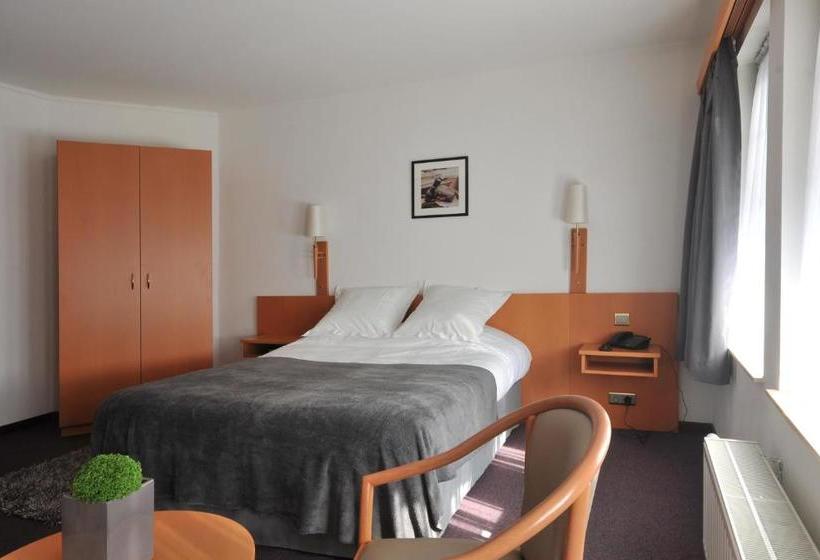 ホテル Hôtel Du Perron