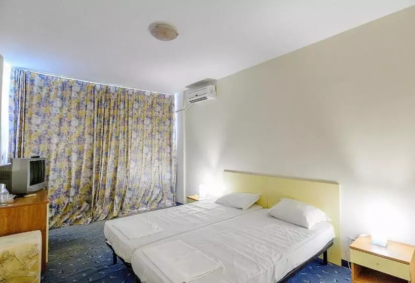 هتل International House Of Journalists Resort