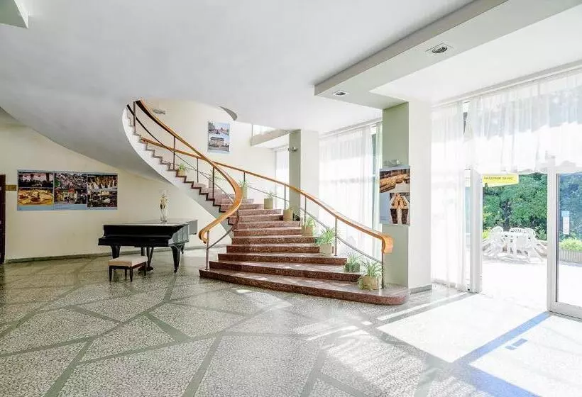 هتل International House Of Journalists Resort