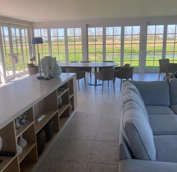 בית מלון כפרי Kapelhoeve