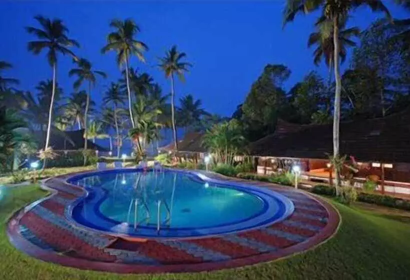 هتل Kayaloram Heritage Lake Resort