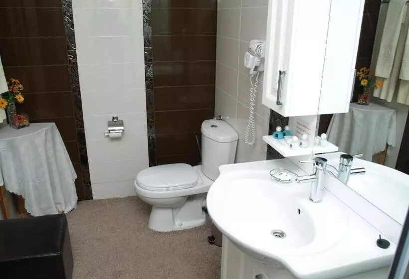 فندق Laguna Beach Resort & Spa