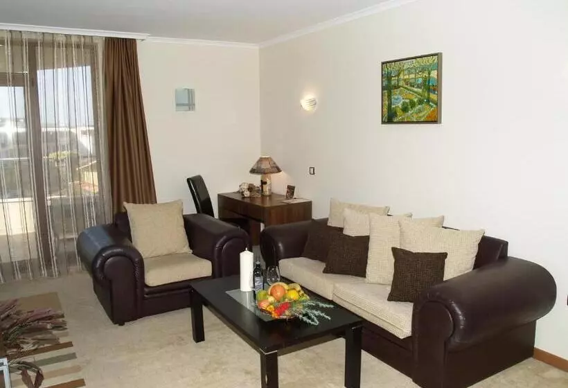 فندق Laguna Beach Resort & Spa