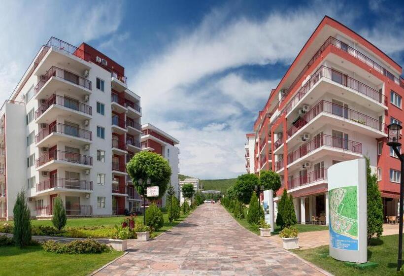 בית מלון כפרי Marina And Panorama Apartments