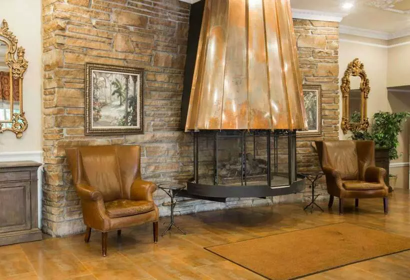 هتل Quality Inn Massena