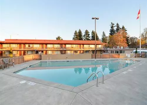 ホテル Quality Inn & Suites Airport