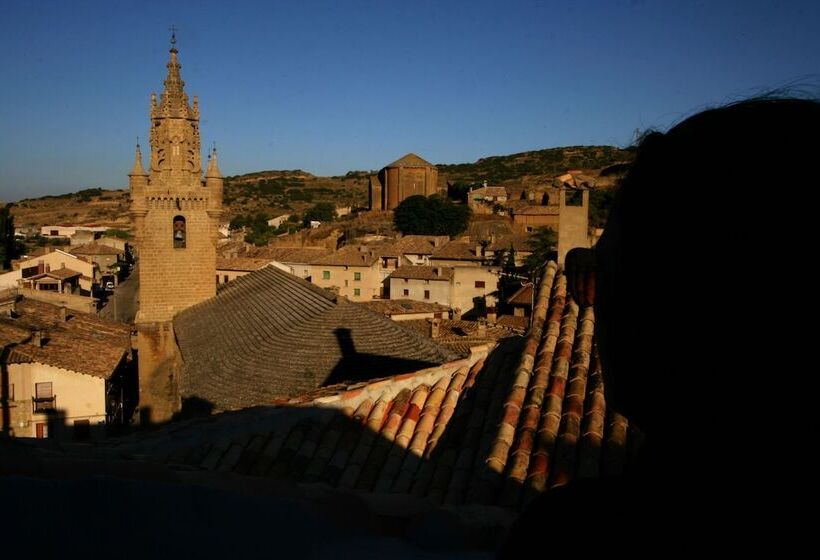 Maaseutuhotelli Posada De Uncastillo