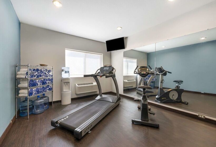 هتل Sleep Inn & Suites Hays I70