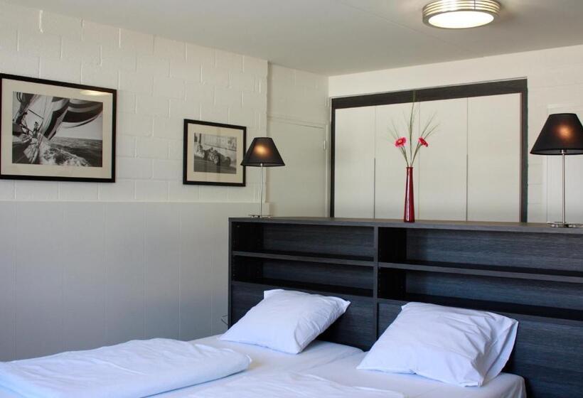 هتل Vakantiedomein Hoge Duin