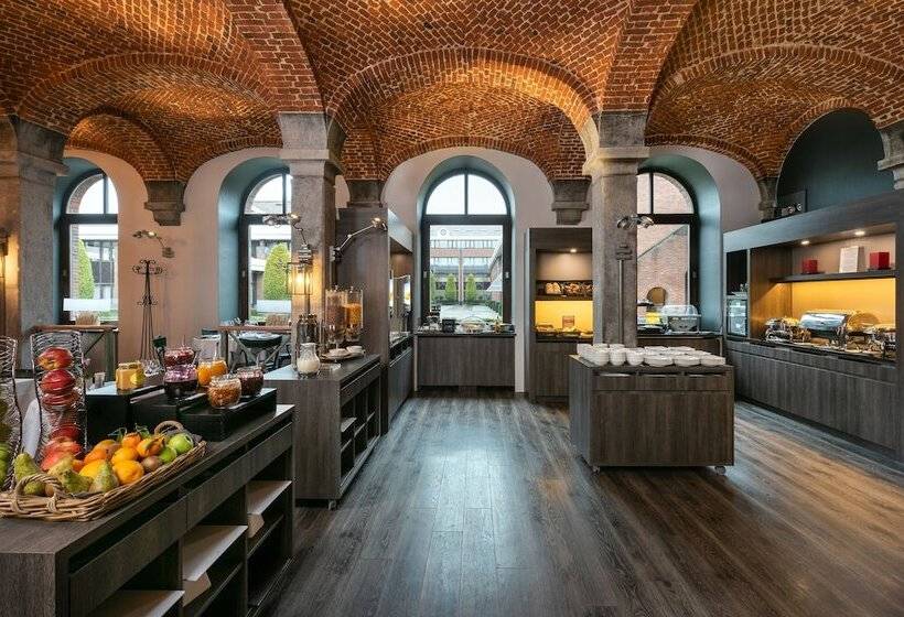 בית מלון כפרי Van Der Valk Waterloo