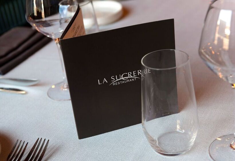 בית מלון כפרי Van Der Valk Waterloo