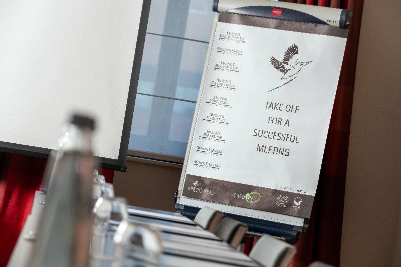 בית מלון כפרי Van Der Valk Waterloo