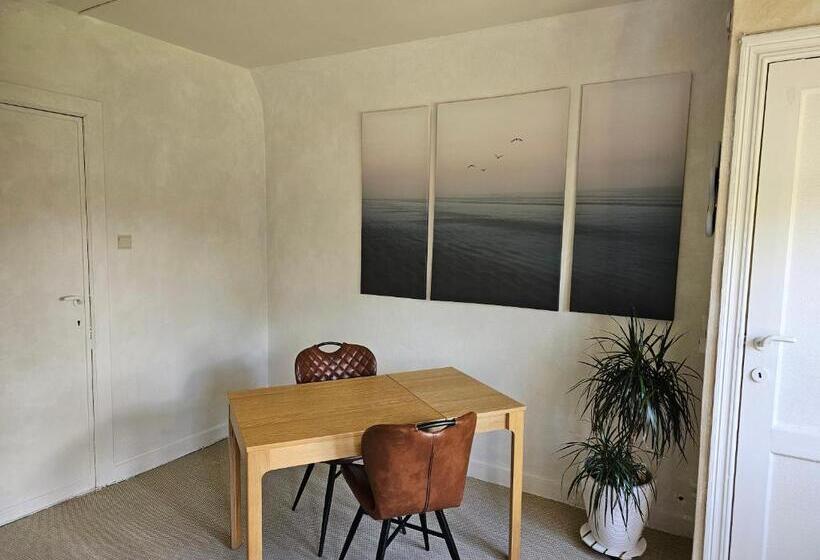 Отель Westendia Free Parking Top Breakfast