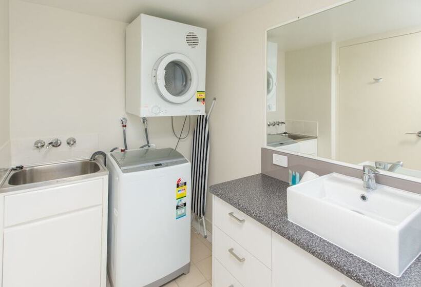 Miami Beachside Holiday Apartments