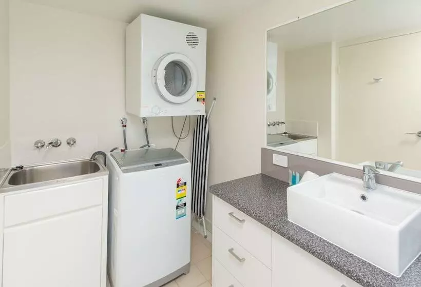 Miami Beachside Holiday Apartments