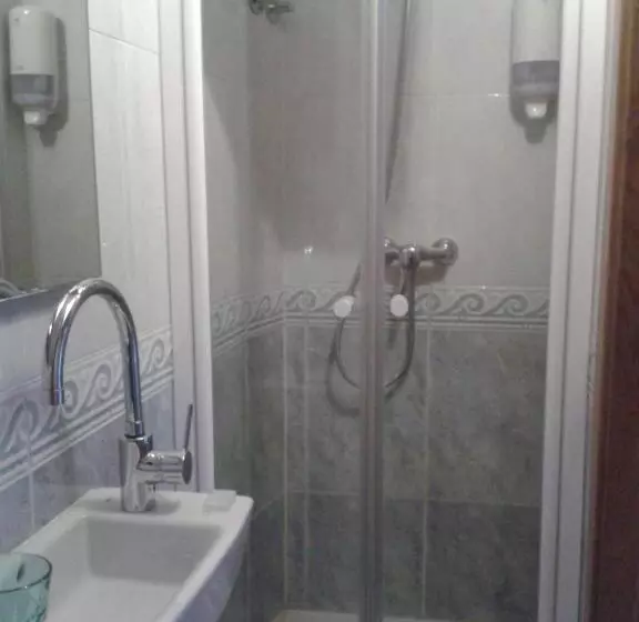 پانسیون Pr Badalada