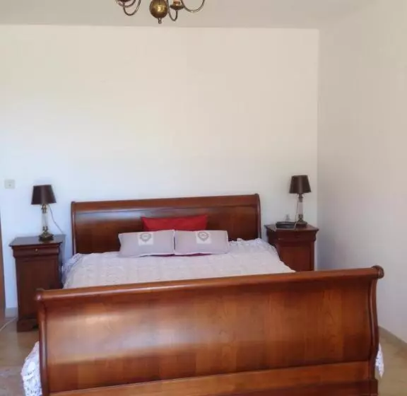 Aamiaismajoitus (B&B) Le Relais De La Tour