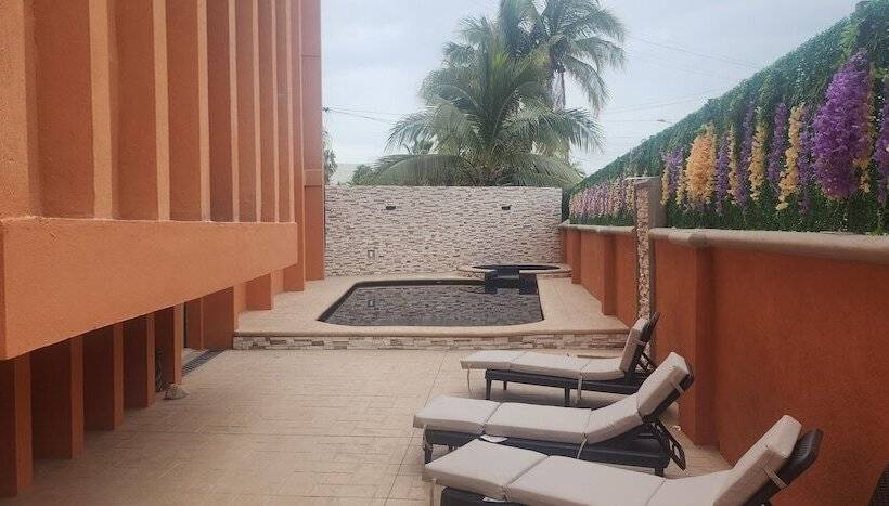 فندق Boutique Plaza Doradas