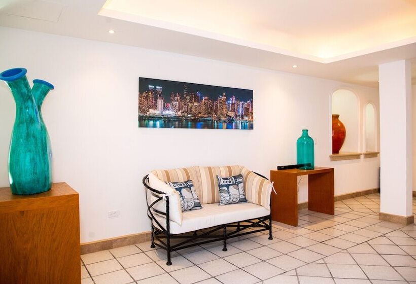 فندق Boutique Plaza Doradas