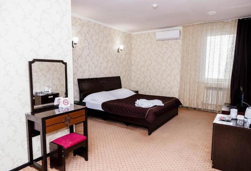 هتل Golden Palace