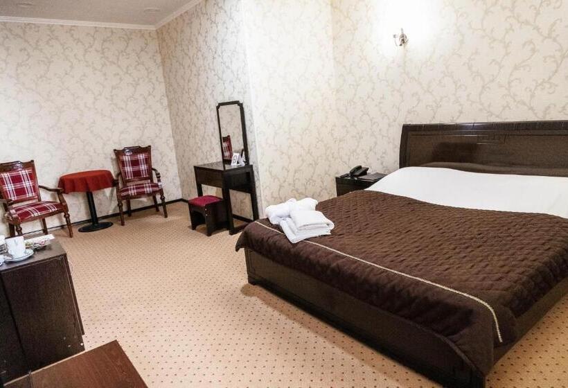 هتل Golden Palace