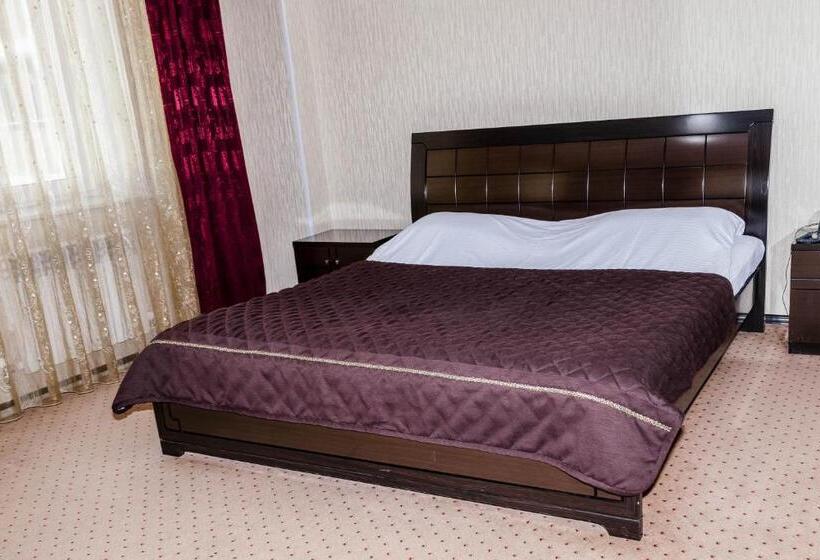 هتل Golden Palace