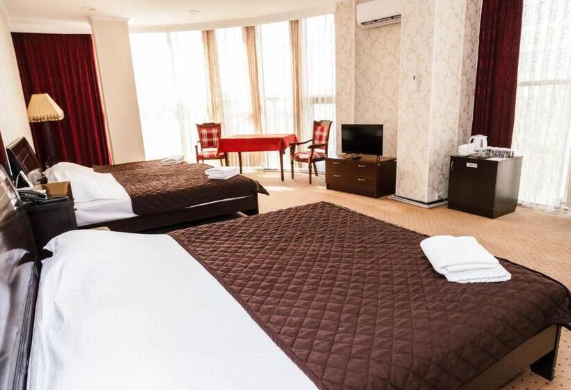 هتل Golden Palace