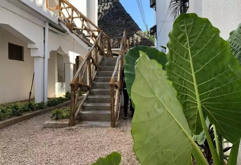 ホテル Nungwi Lodge