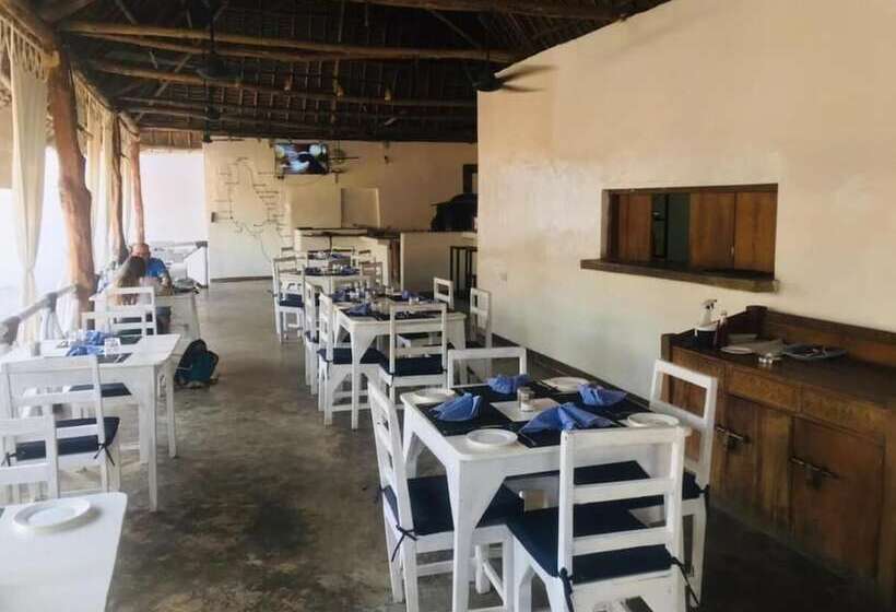 Hotelli Nungwi Lodge