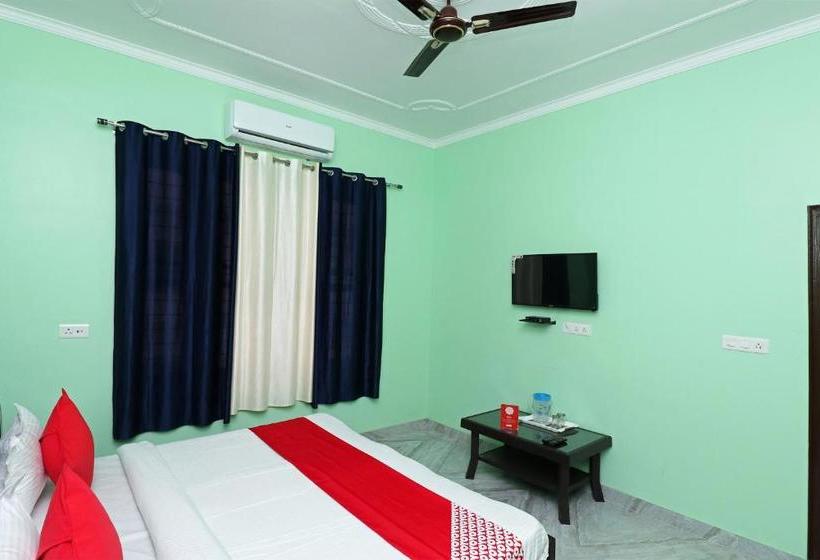 Hotel Oyo 37905 Gangri2