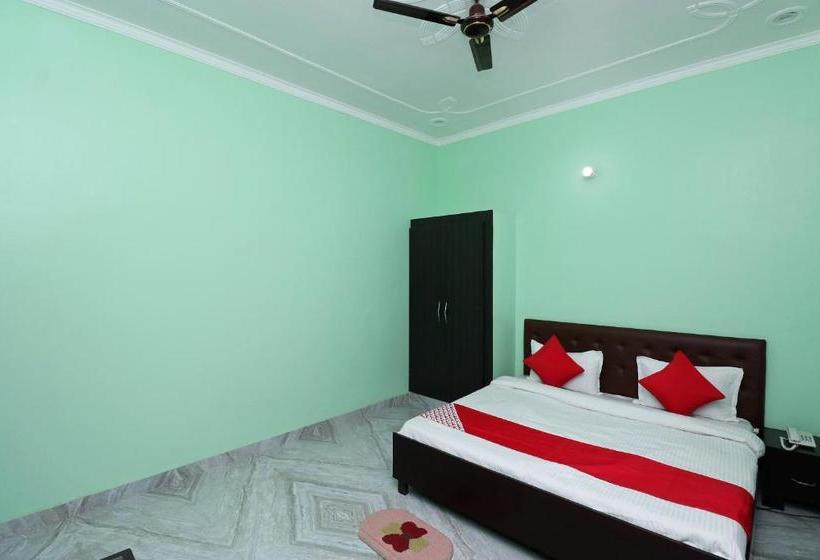 Hotel Oyo 37905 Gangri2