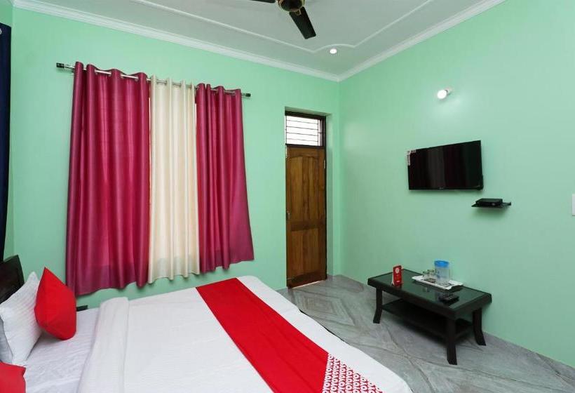 Hotel Oyo 37905 Gangri2