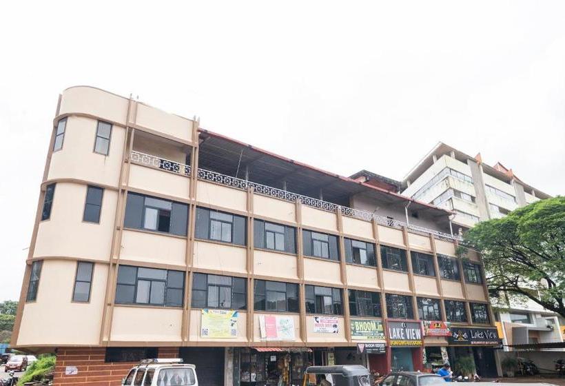 Hotel Spot On 60650 Lake View