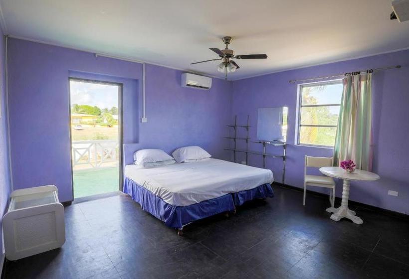 پانسیون El Retreat Guest House