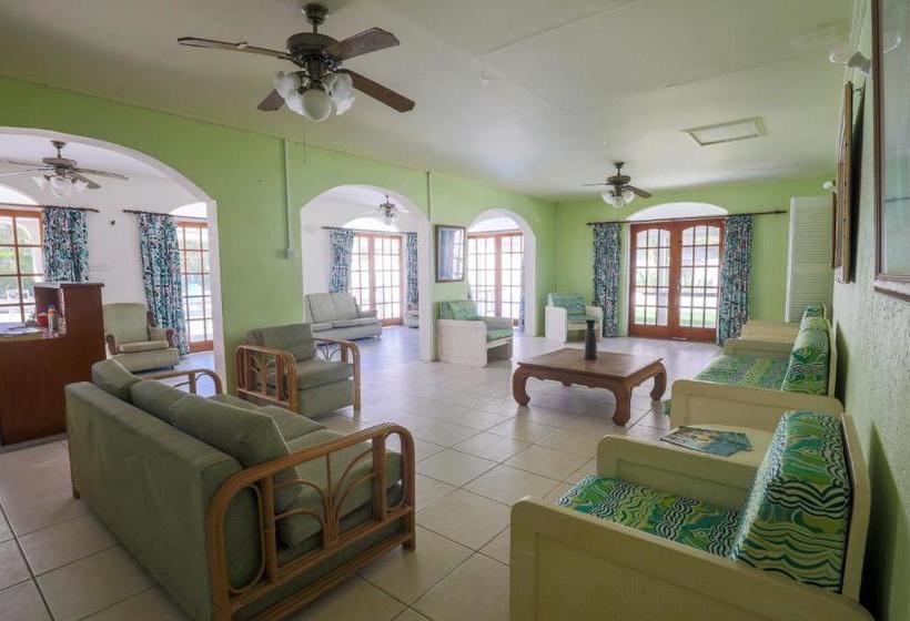 پانسیون El Retreat Guest House