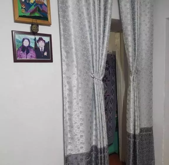 پانسیون Guest House Tunduk