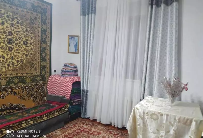 پانسیون Guest House Tunduk