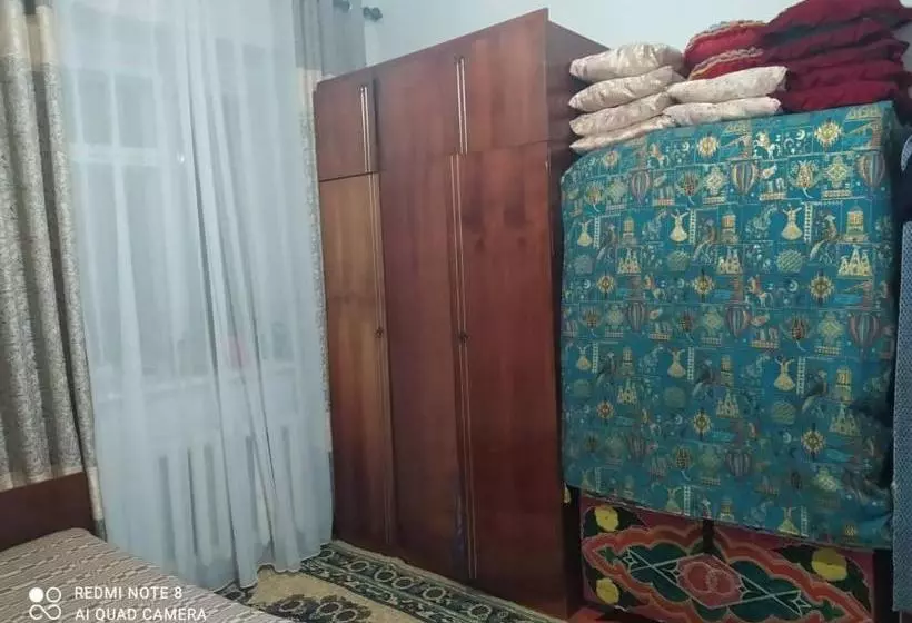 پانسیون Guest House Tunduk