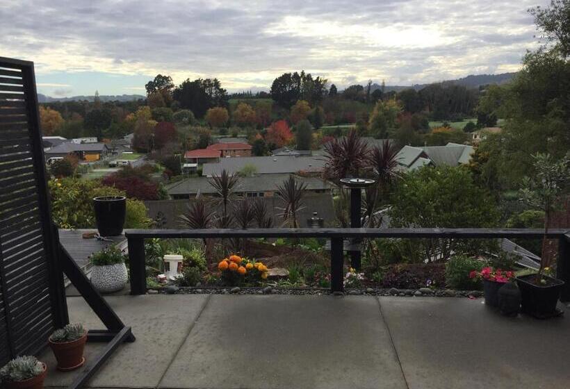 پانسیون Kingsley Quarters