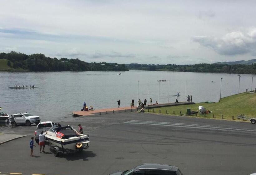 پانسیون Kingsley Quarters