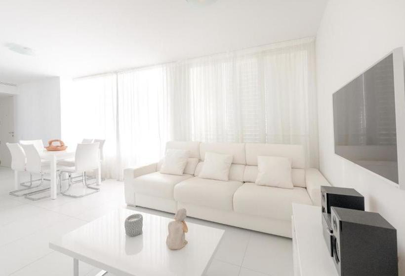 ペンション Boas Best Holiday