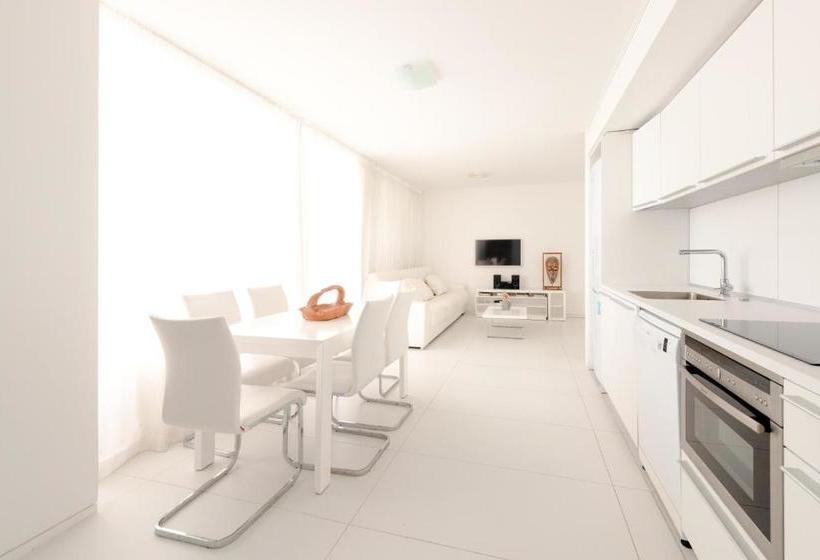 ペンション Boas Best Holiday