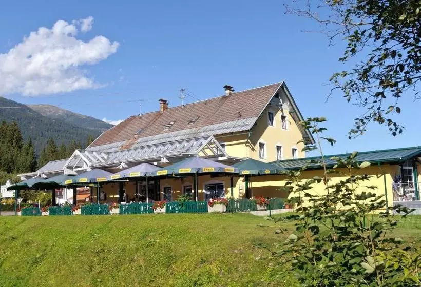 Retkeilymaja Gasthof Waldhof