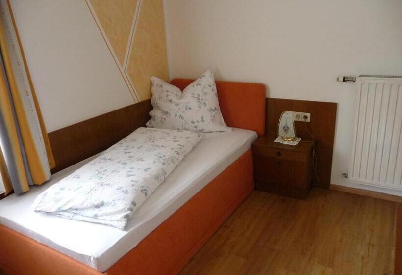 فندق صغير Gasthof Waldhof