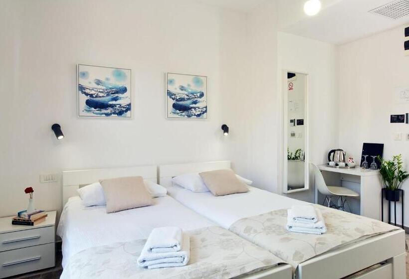 ベッドアンドブレックファースト Art Like Rooms