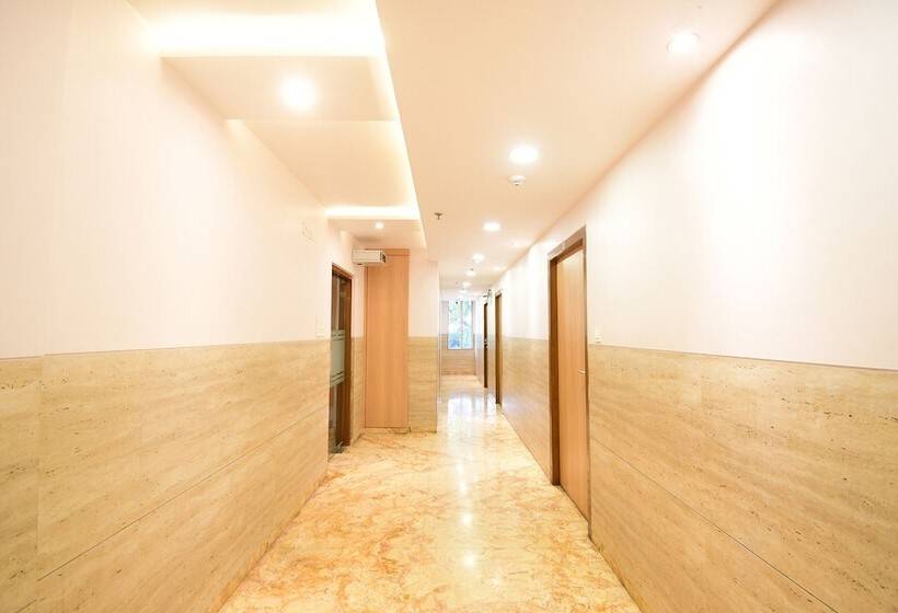 Fabhotel Stay Inn International