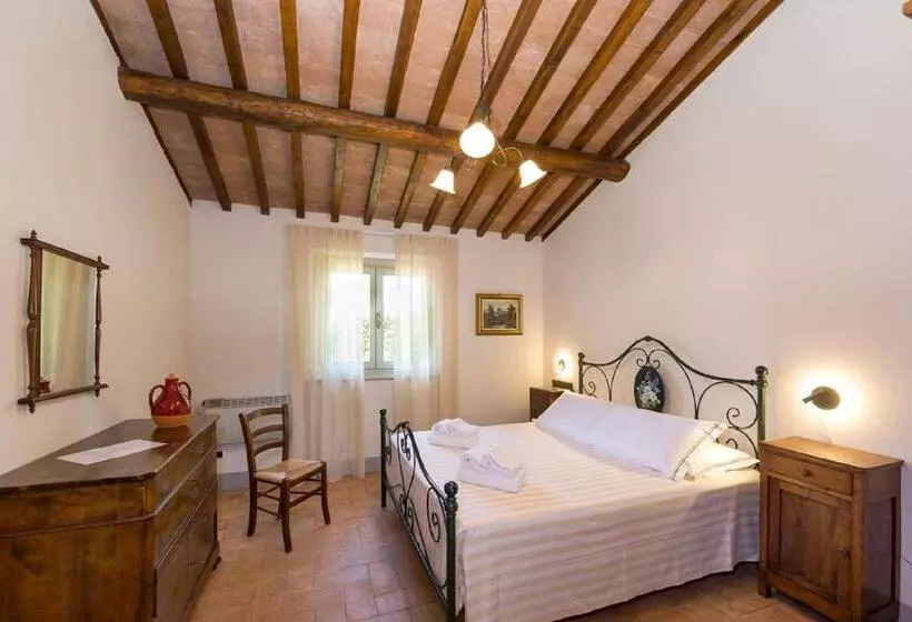 Hotelli Agriturismo Podere L'aione