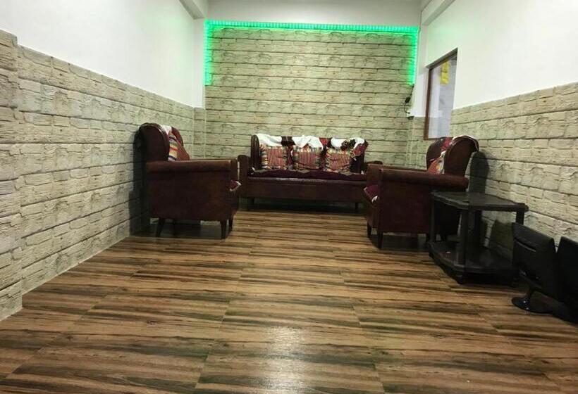 Hotell Khangsangma Guest House