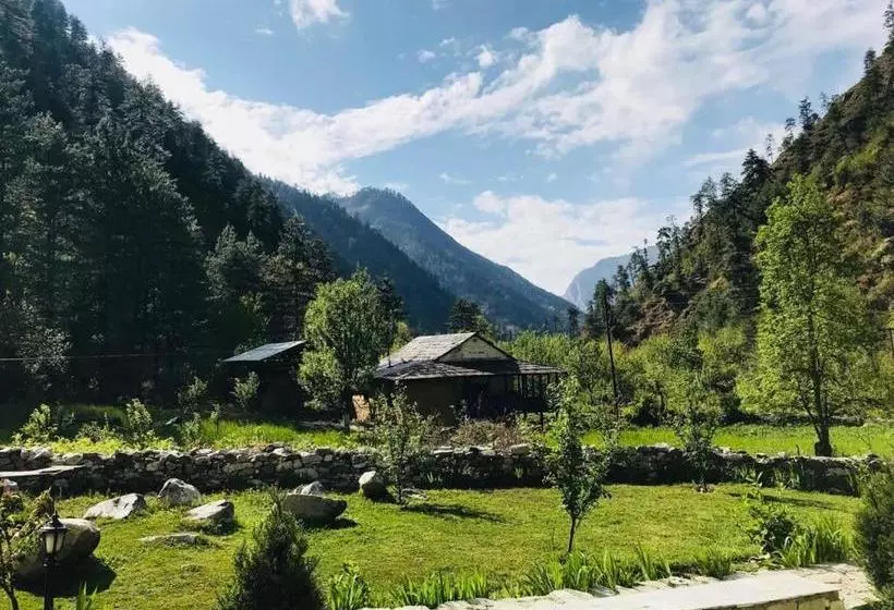 Hotelli Tirthan Anglers  Retreat