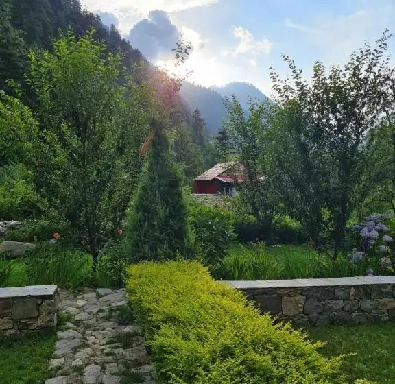 Hotelli Tirthan Anglers  Retreat